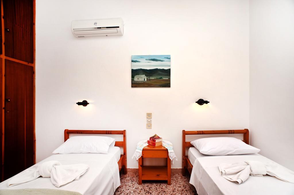 Dolphin Apartments 弗朗哥卡斯特隆 外观 照片
